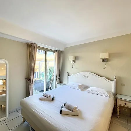 Apartment Center Old Town By The Sea *